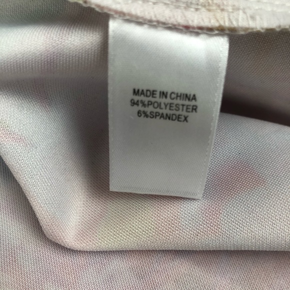 Drop waist Botanical Floral Short Sleeve Dress - Picture 7 of 7